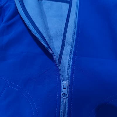 Brand George - sportive .....
عرض الصدر 35 - الكُم 35- الطول 42 