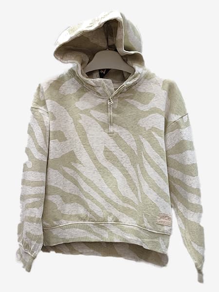 Brand H&M
مبطن بالكامل
Over size