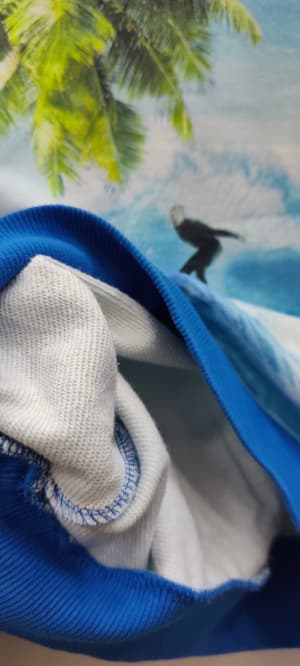 العرض 42 الطول 54 الكم 54